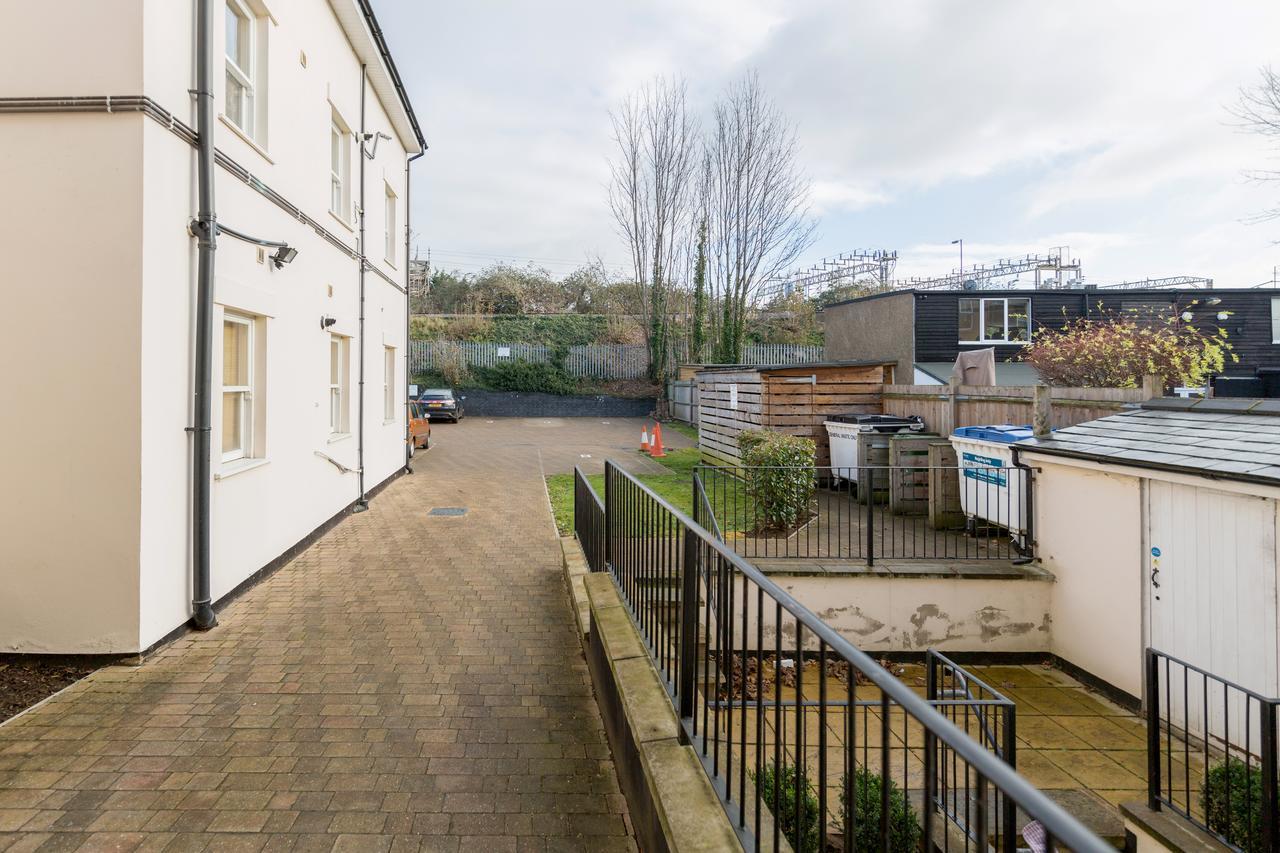 Watford Junction Apartment Eksteriør billede