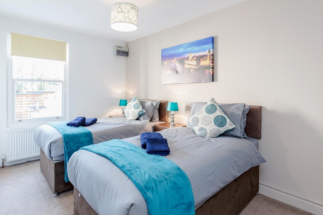 Watford Junction Apartment Eksteriør billede